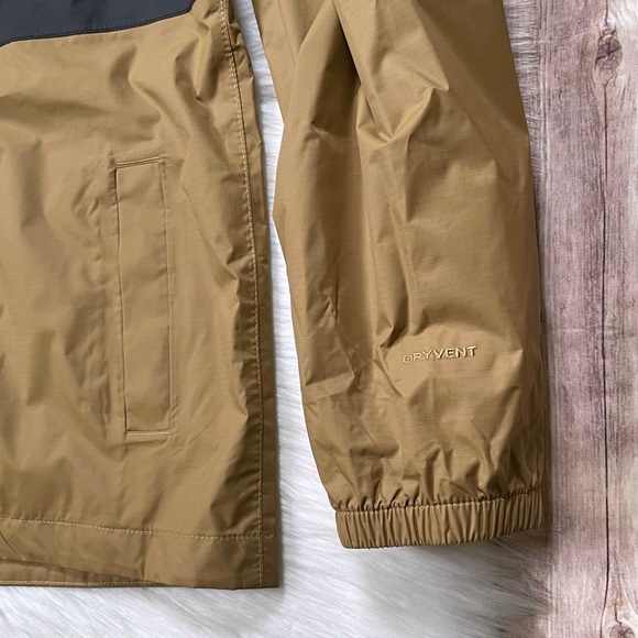 The North Face Kids’ Hooded Rain Jacket - Picture 4 of 10